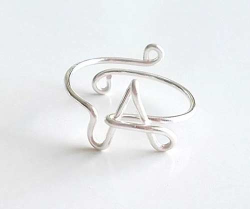 Mẫu nhẫn làm bằng dây bạc